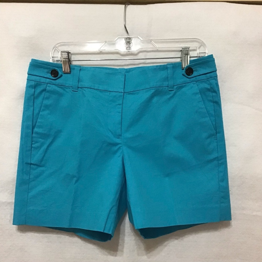 ANN TAYLOR  SHORTS SZ 8